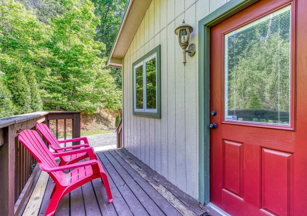 Memorable "Deer & Doe" By Honeybearcabins 4Br 3Ba, Mountain View Deck, Farmhouse Decor, Fireplace, 3 Acres Sevierville Exterior foto